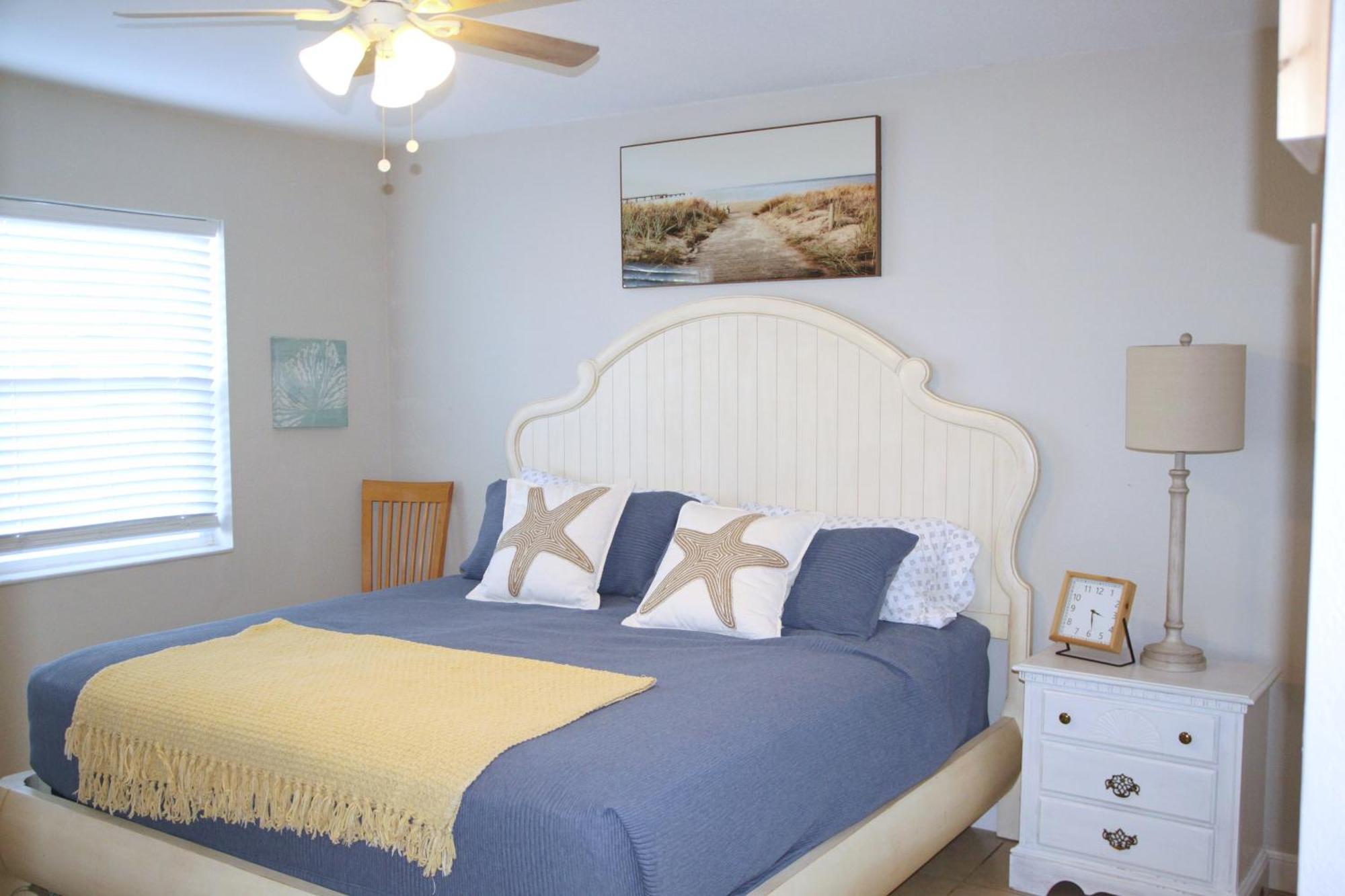 Naples Park Oasis - Cozy Two Bedroom Apartment 外观 照片
